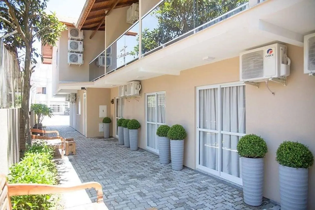 Residencial Gaivotas 19 - 1 Quartos - Area Nobre Dos Ingleses, 70M Praia Florianopolis Brazil